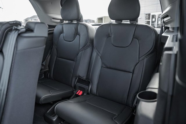 New 2026 Volvo XC90 B6 Ultra w/ Protection Package image 35