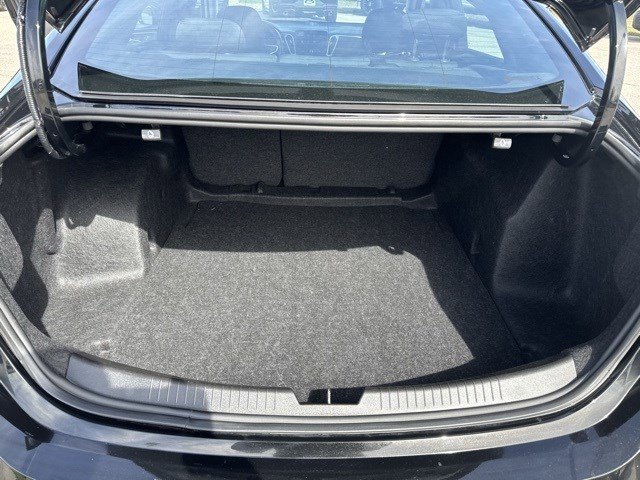 Used 2023 Chevrolet Malibu LS FWD image 28