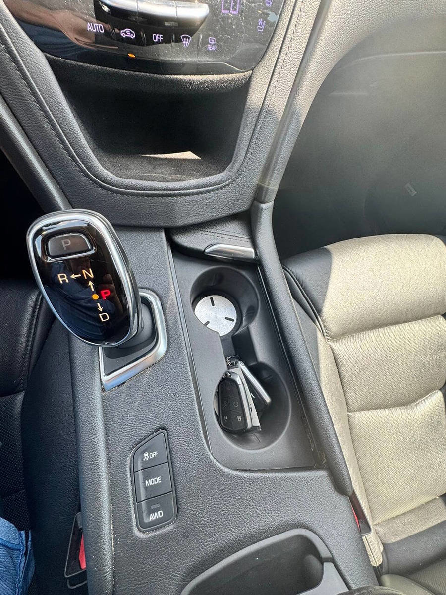 Used 2018 Cadillac XT5 Premium Luxury AWD/4WD image 19