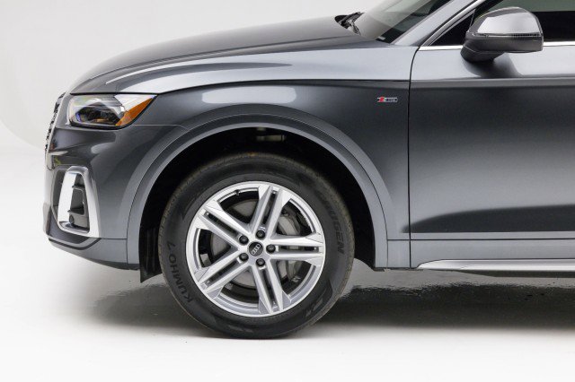 Used 2021 Audi Q5 e Premium w/ Convenience Package image 39