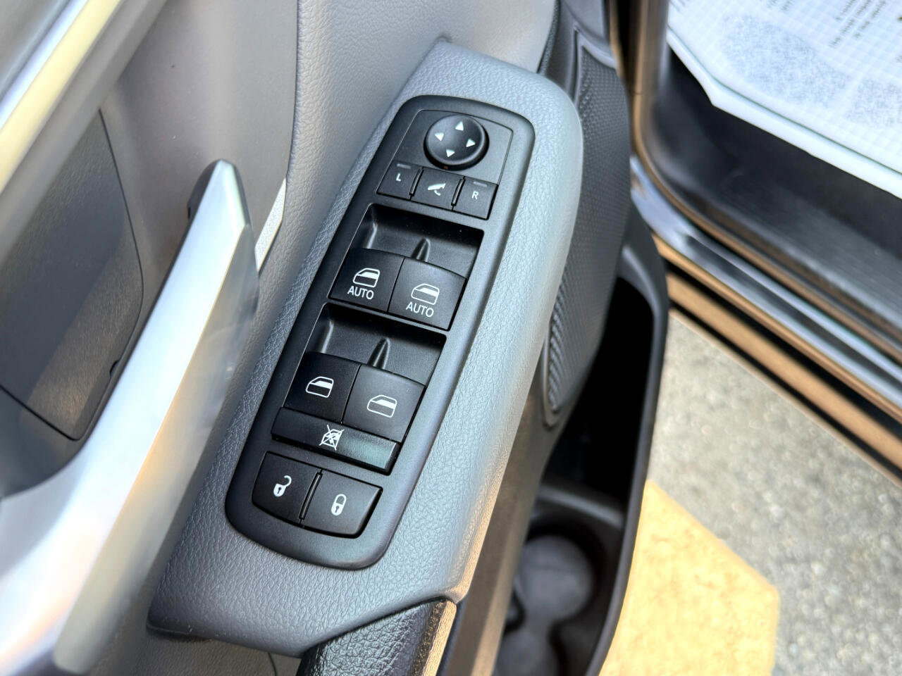 Used 2019 RAM 1500 Big Horn image 17