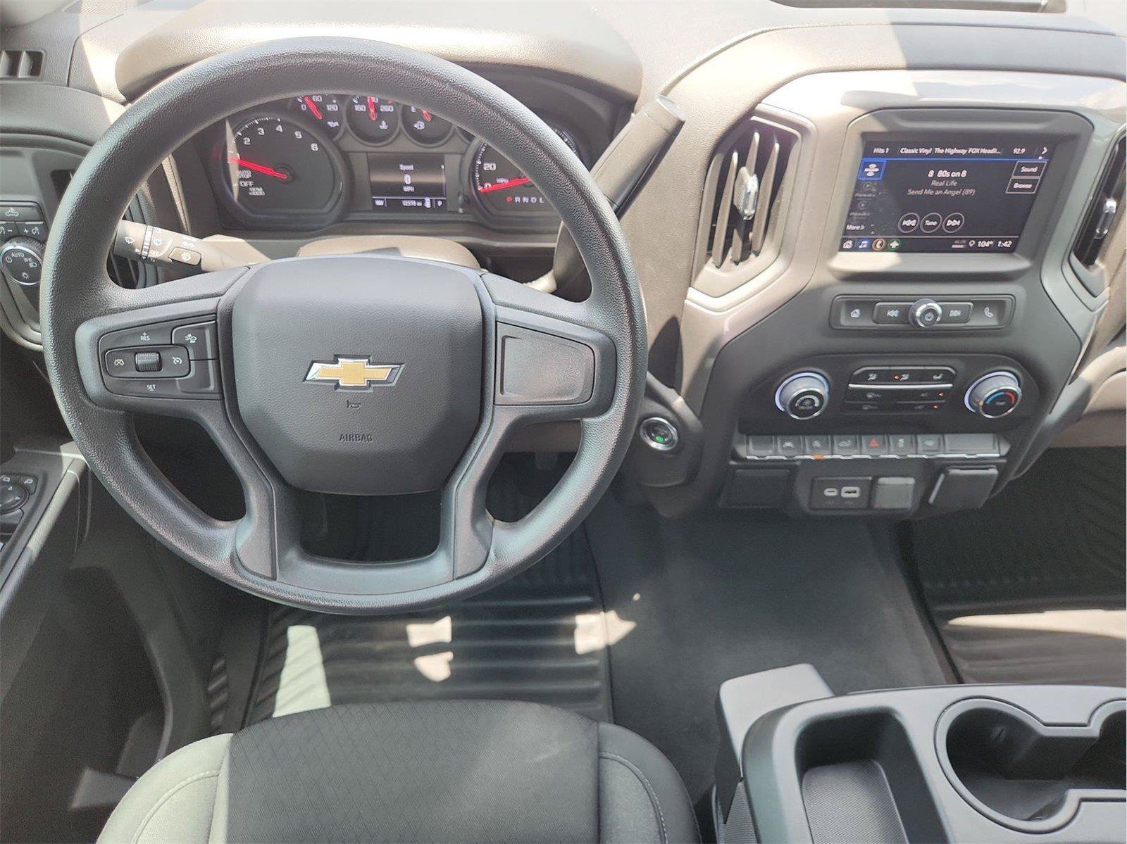 Used 2025 Chevrolet Silverado 1500 Custom RWD image 11