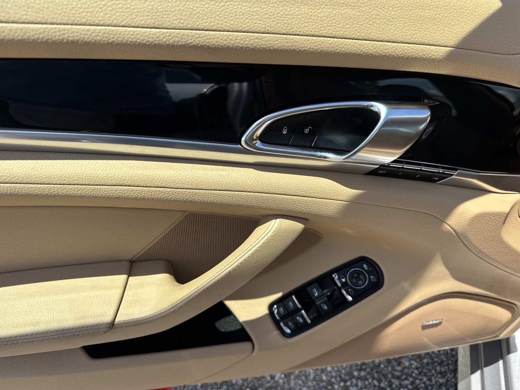 Used 2016 Porsche Panamera 4 Edition AWD/4WD image 21
