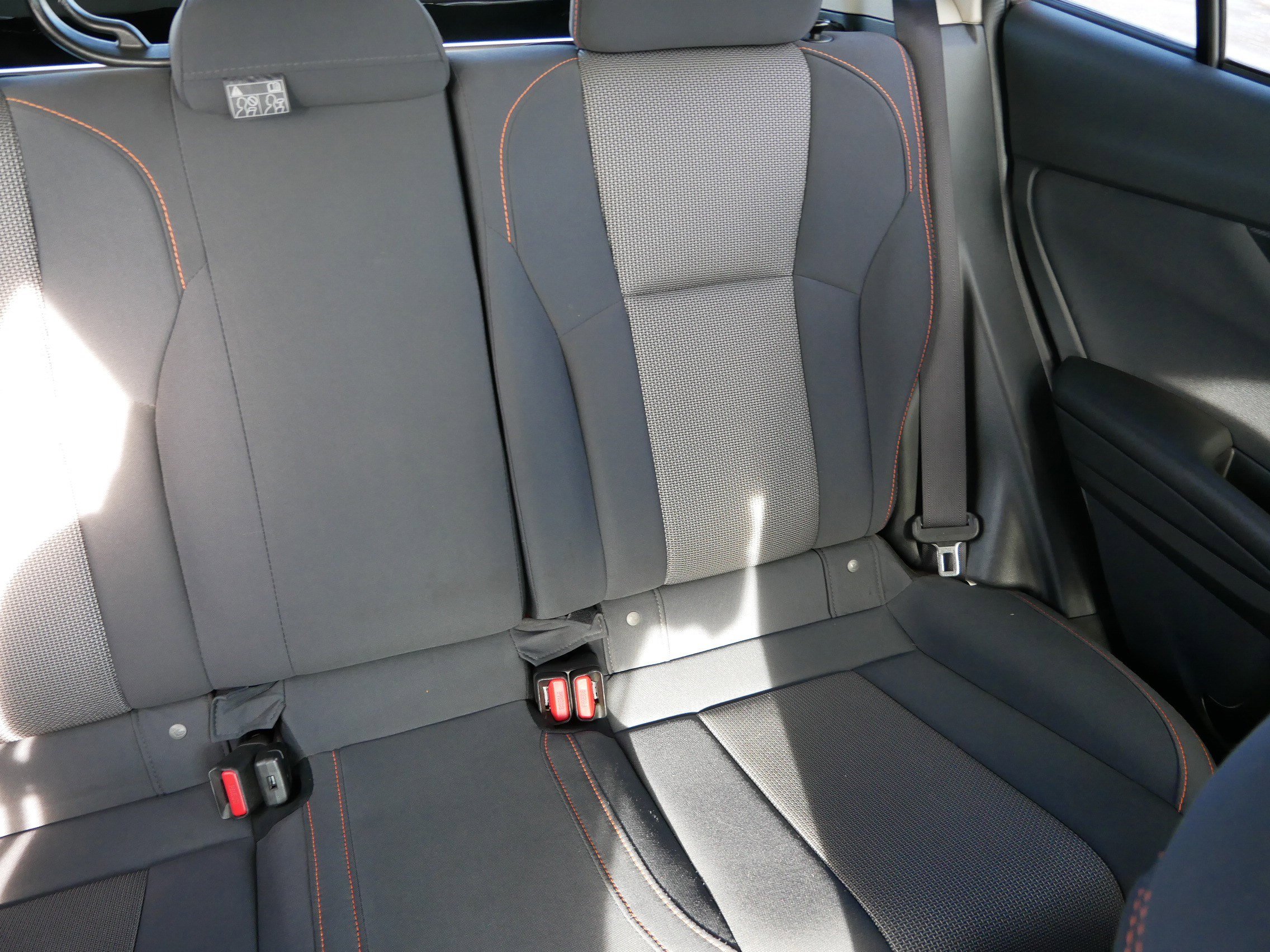 Used 2020 Subaru Crosstrek 2.0i Premium w/ Moonroof Package 2 image 14