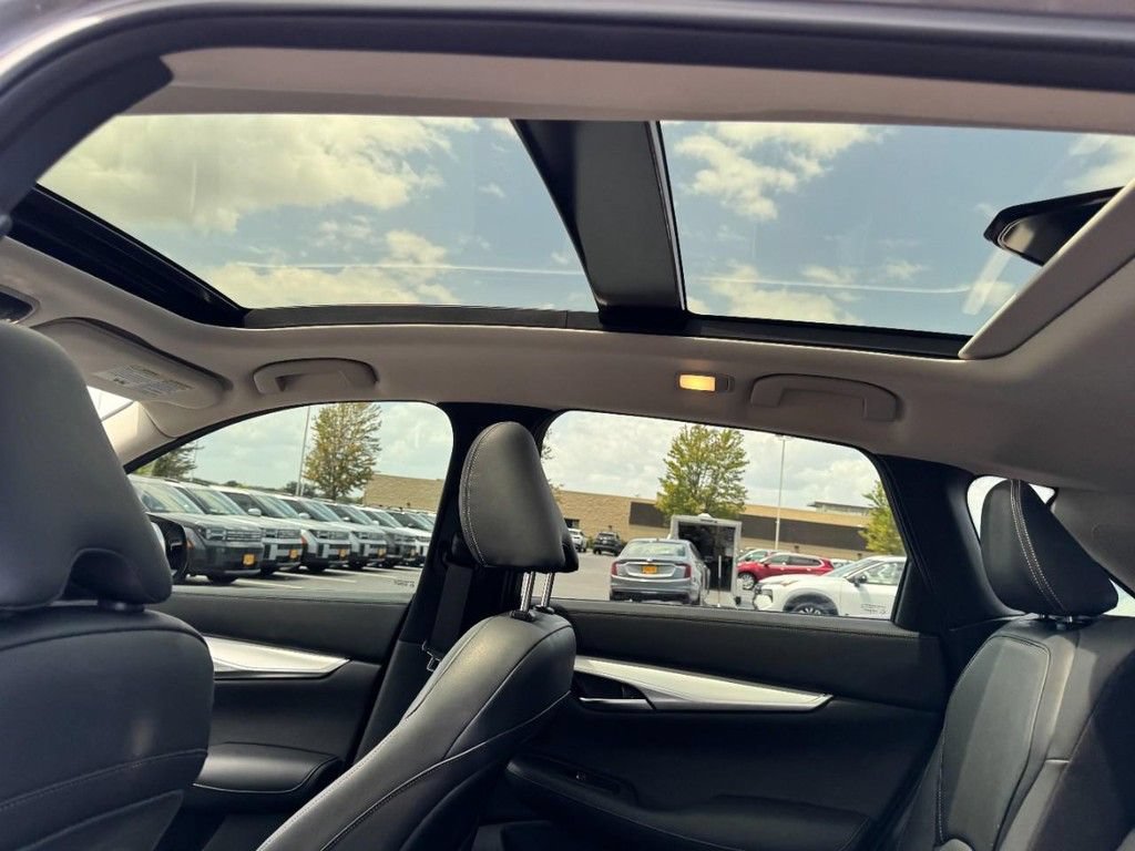 Used 2019 INFINITI QX50 Essential w/ Premium Heat Package AWD/4WD image 11