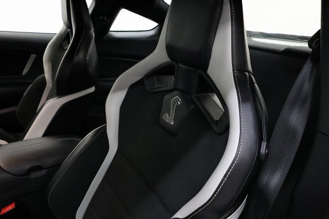 Used 2021 Ford Mustang Shelby GT500 w/ Carbon Fiber Track Pack RWD image 74
