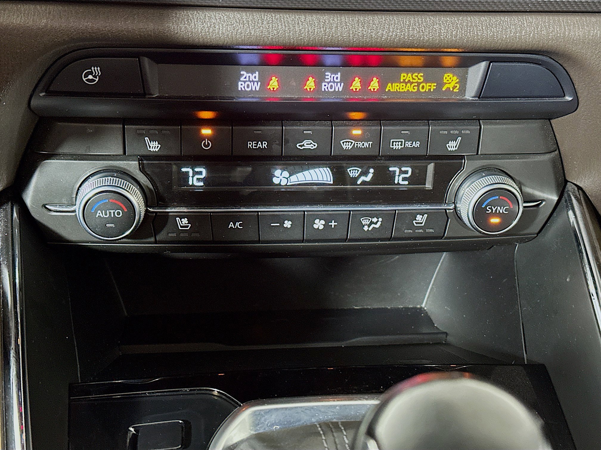 Used 2022 MAZDA CX-9 Signature image 16
