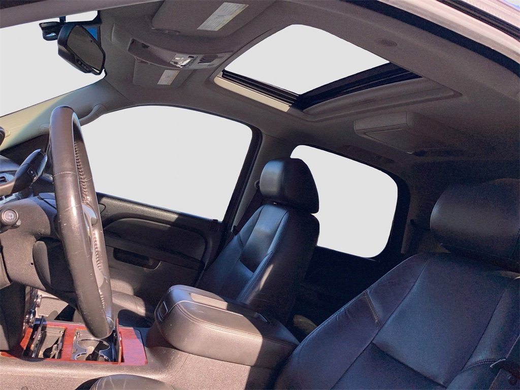 Used 2012 Chevrolet Tahoe LTZ image 26