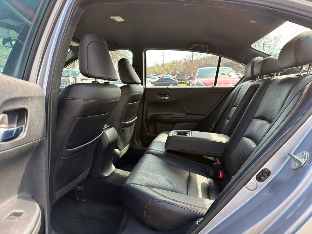Used 2017 Honda Accord Sport Special Edition image 16