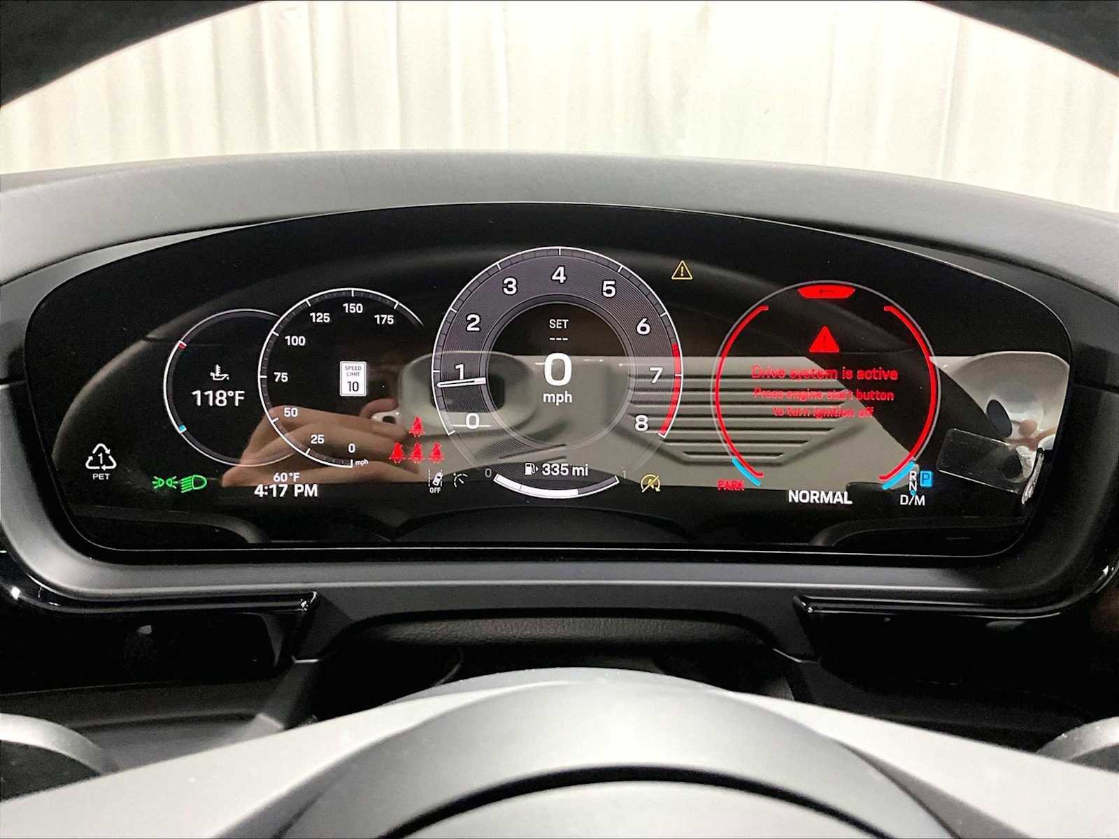 Used 2025 Porsche Cayenne Coupe image 24