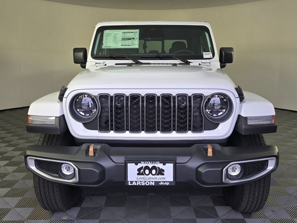 New 2026 Jeep Gladiator Sport AWD/4WD image 9