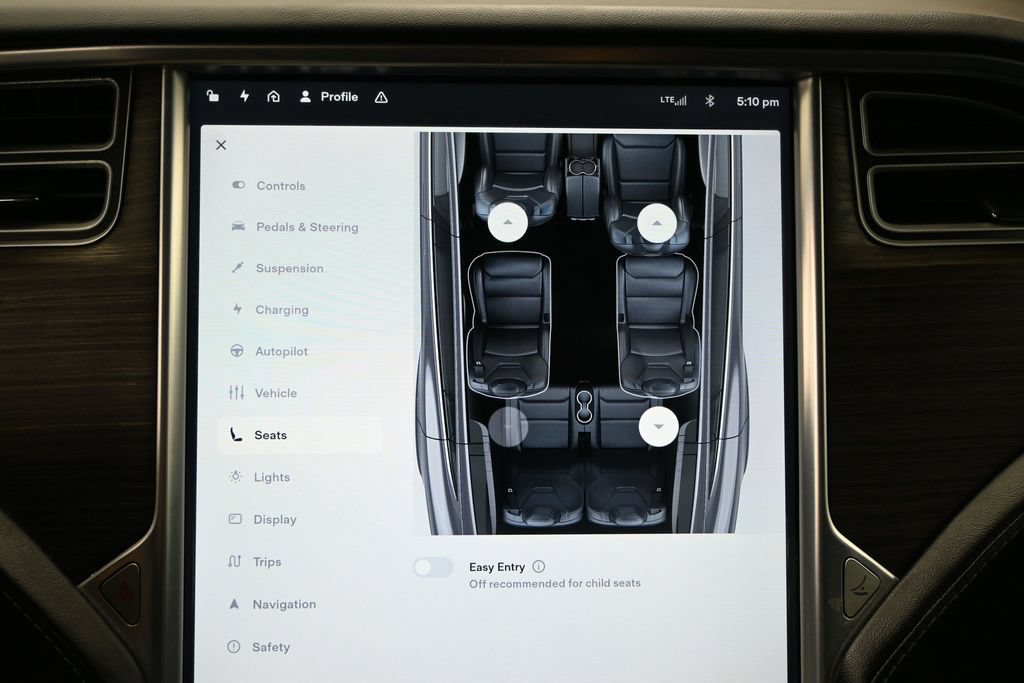 Used 2016 Tesla Model X 75D AWD/4WD image 30
