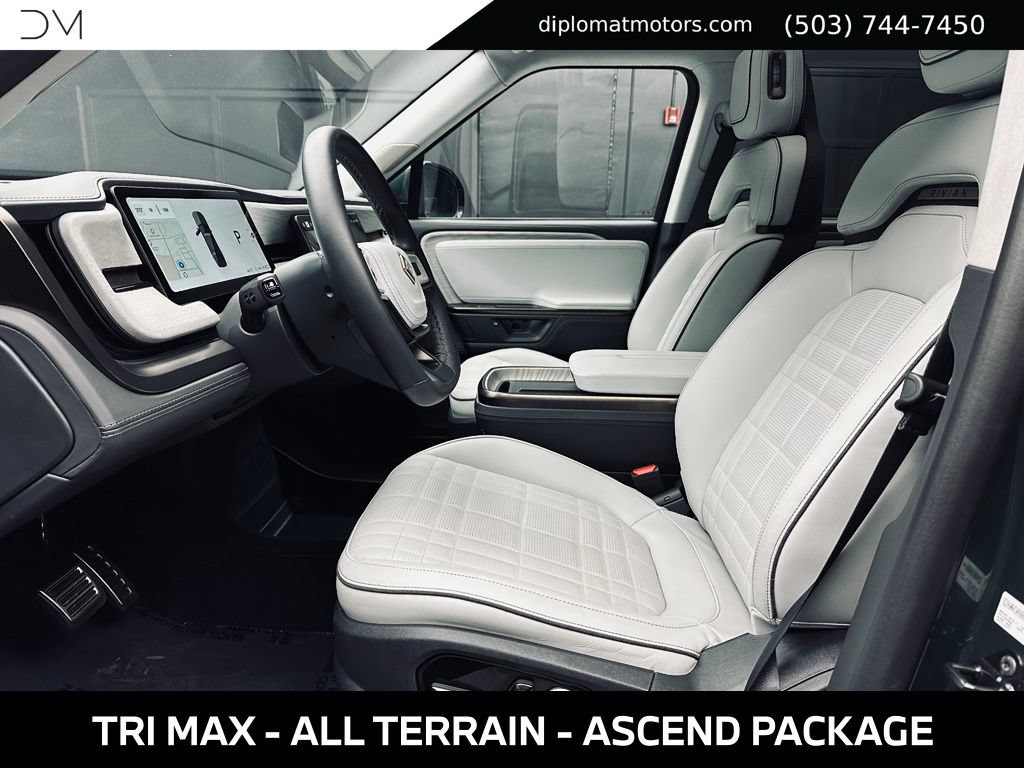 Used 2025 Rivian R1S Premium AWD/4WD image 17
