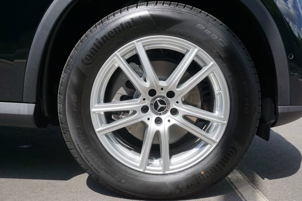 Certified 2025 Mercedes-Benz GLC 300 4MATIC image 17