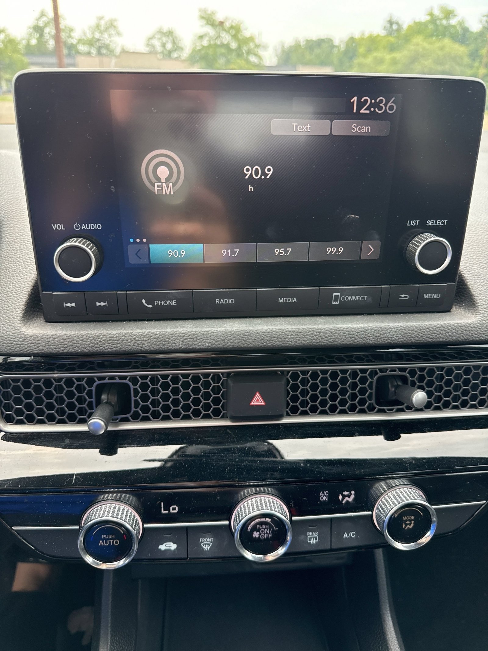 Used 2023 Honda Civic Sport image 3