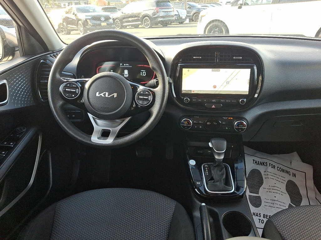 Used 2023 Kia Soul S image 23