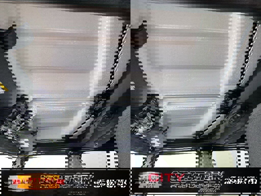 New 2025 Jeep Gladiator Sport image 24