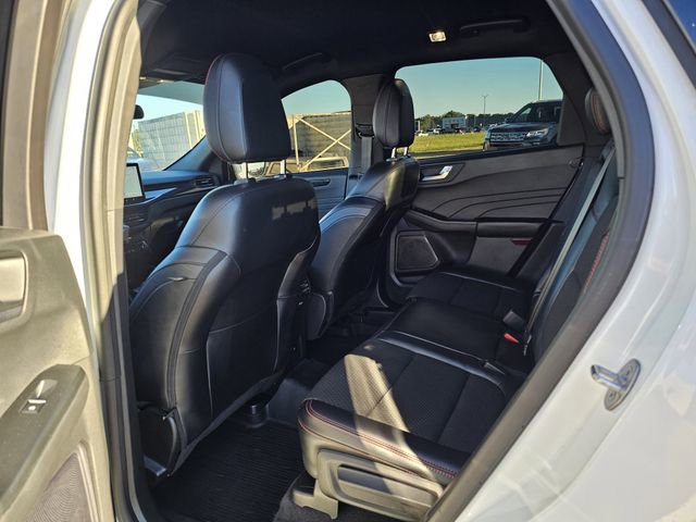 Certified 2023 Ford Escape ST-Line w/ Tech Pack #1 image 17