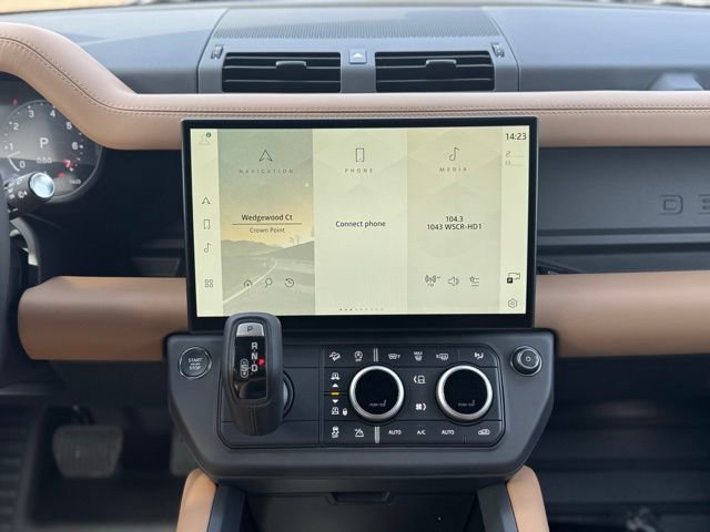 New 2026 Land Rover Defender 110 X-Dynamic SE AWD/4WD image 26