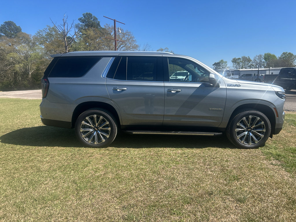 Used 2026 Chevrolet Tahoe High Country w/ Sun And Tow Package AWD/4WD image 8