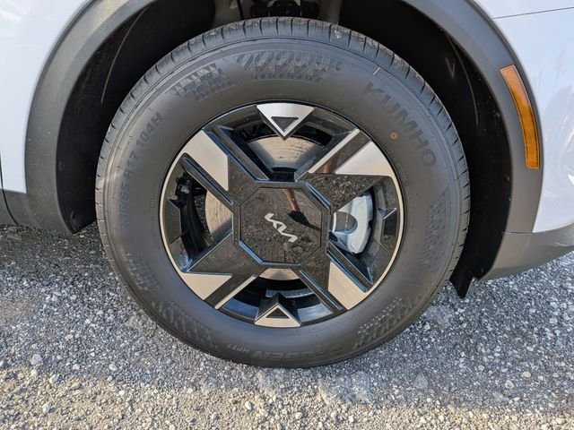 New 2026 Kia Sportage LX w/ LX Convenience Package FWD image 11