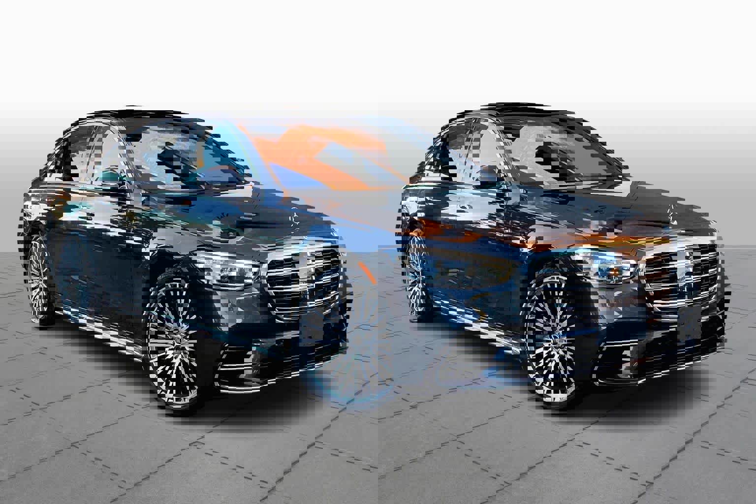 Certified 2023 Mercedes-Benz S 580 4MATIC Sedan image 2