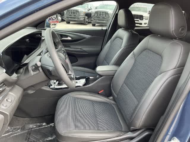 Used 2024 Buick Envista Preferred w/ Convenience II Package FWD image 10
