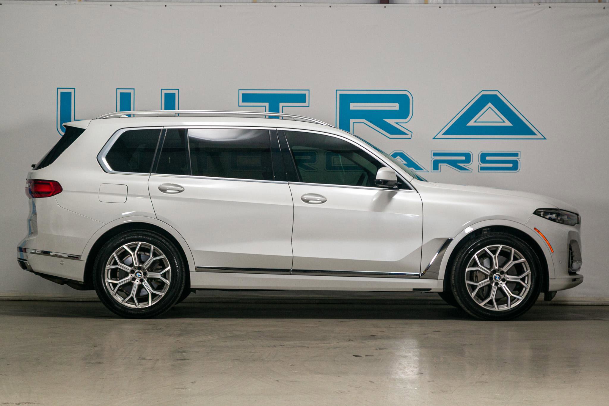 Used 2019 BMW X7 xDrive50i w/ Cold Weather Package AWD/4WD image 9