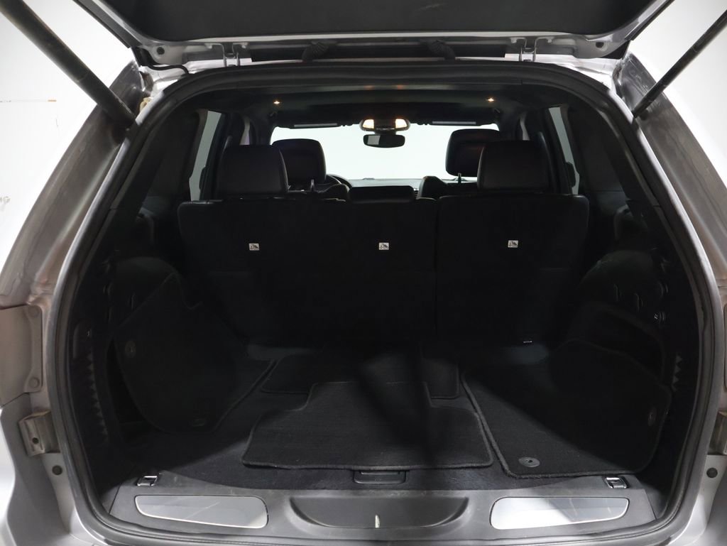 Used 2019 Jeep Grand Cherokee Limited image 21