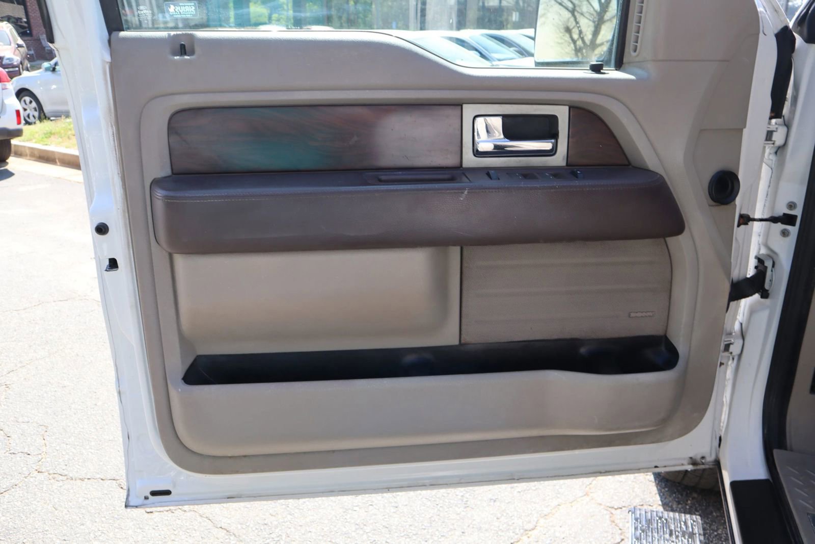 Used 2010 Ford F150 Platinum AWD/4WD image 7