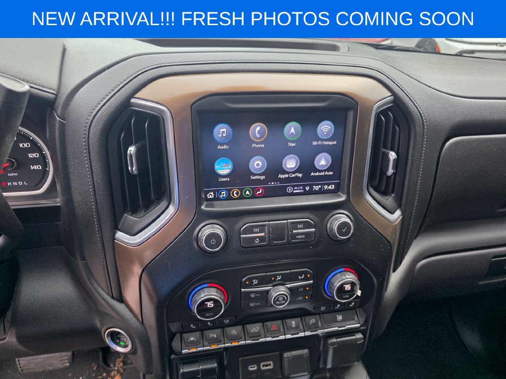 Used 2021 Chevrolet Silverado 1500 High Country w/ Technology Package AWD/4WD image 11