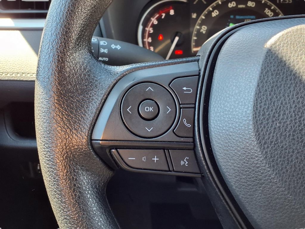 Used 2025 Toyota RAV4 XLE image 14