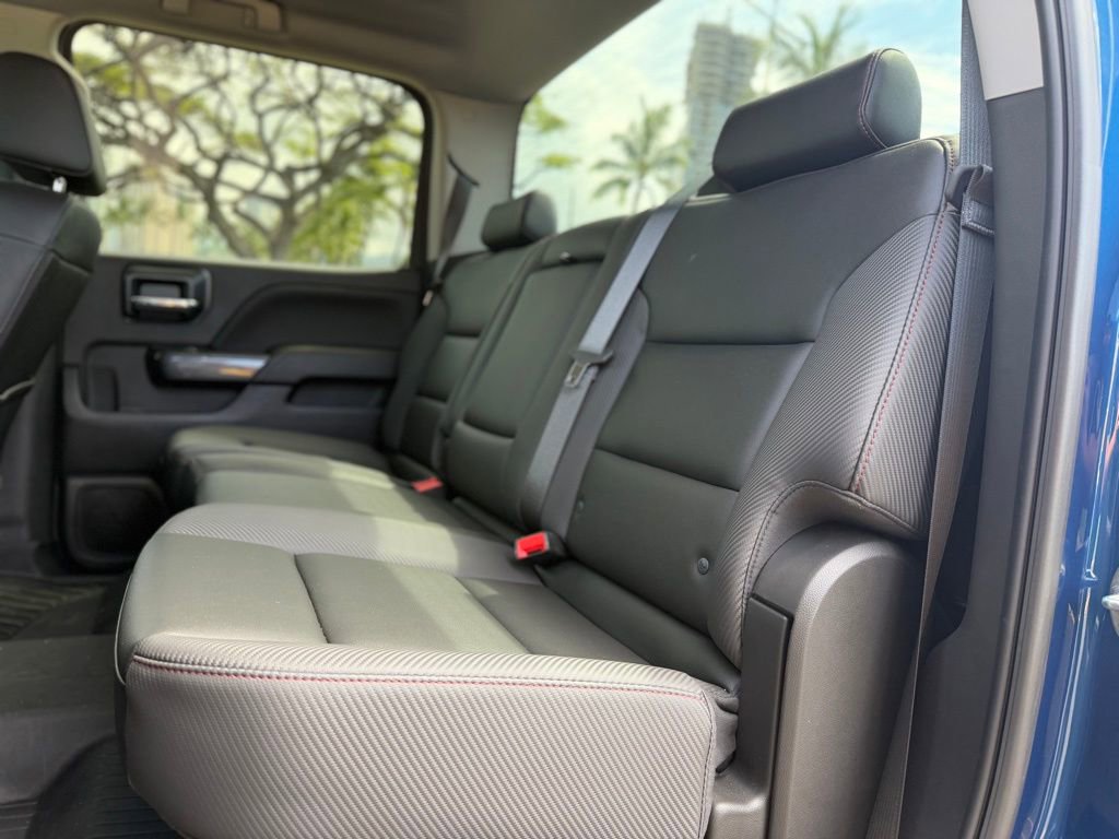 Used 2018 GMC Sierra 1500 SLT w/ All Terrain Package AWD/4WD image 18