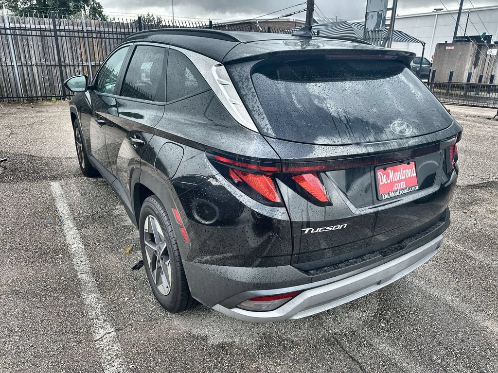 Used 2025 Hyundai Tucson SEL FWD image 4