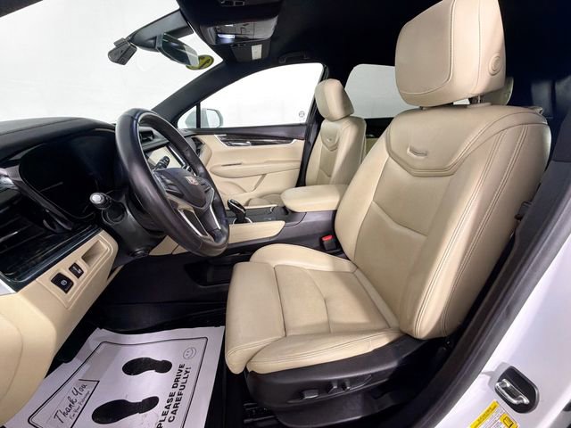 Used 2017 Cadillac XT5 FWD image 21