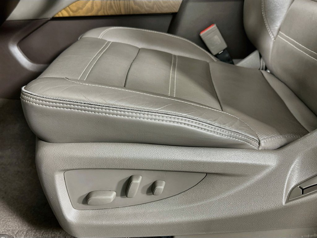 Used 2019 GMC Yukon Denali RWD image 19