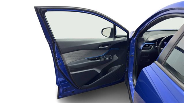 Used 2019 Toyota C-HR XLE image 10