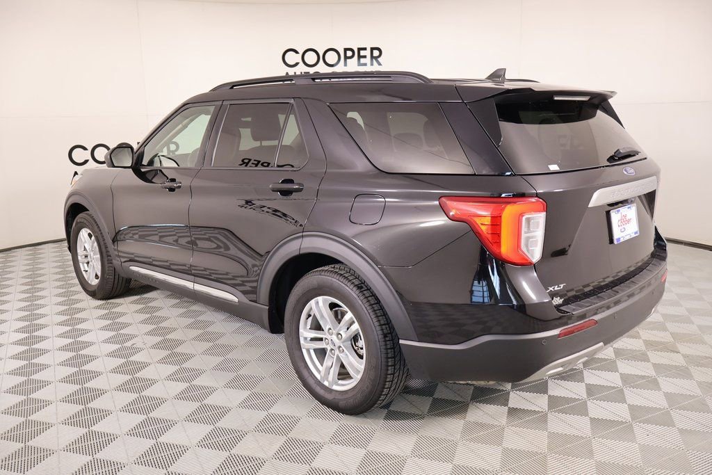 Used 2023 Ford Explorer XLT w/ Equipment Group 202A image 23