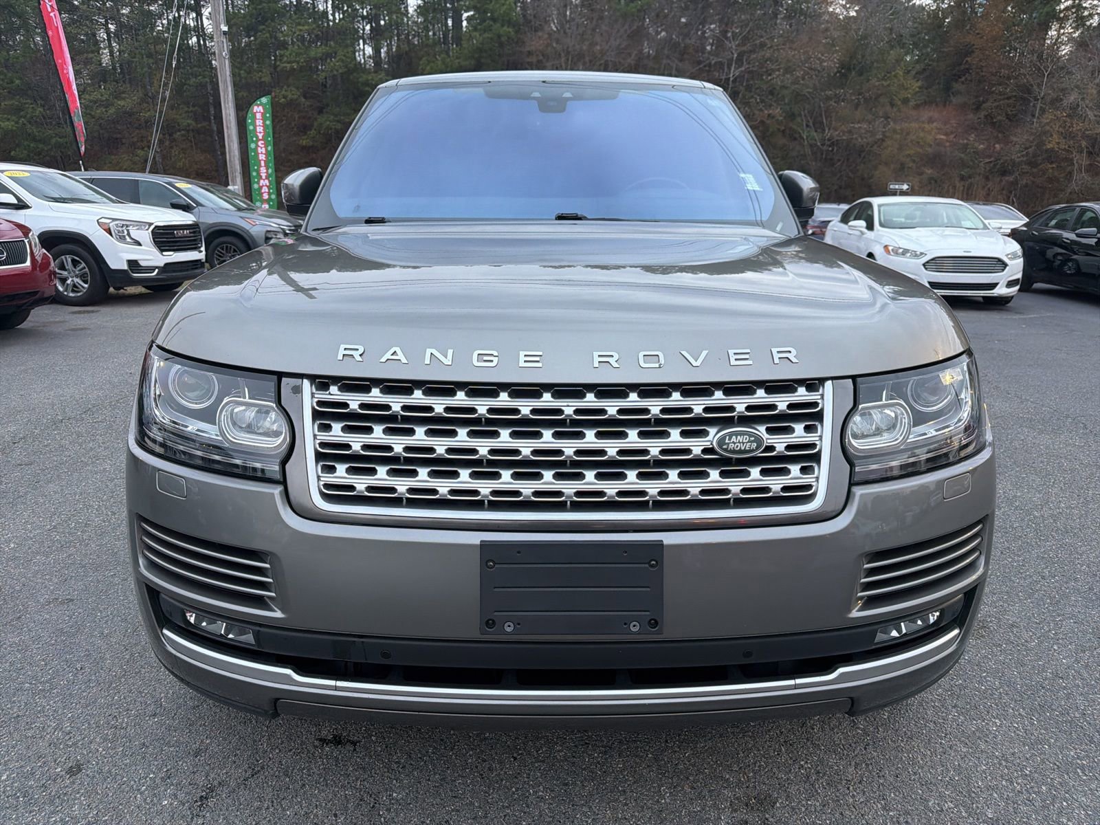 Used 2017 Land Rover Range Rover Supercharged image 2