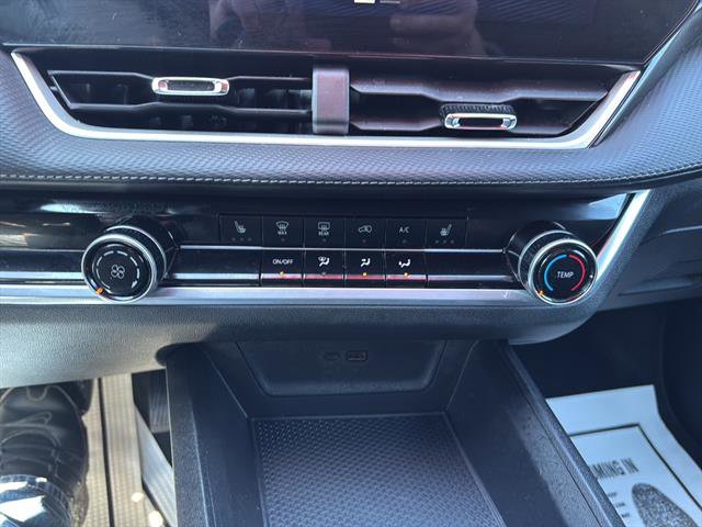 Used 2026 Chevrolet Equinox LT image 24