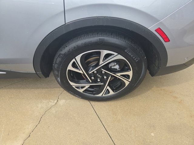 Certified 2024 Lincoln Nautilus Premier w/ Equipment Group 102A AWD/4WD image 19