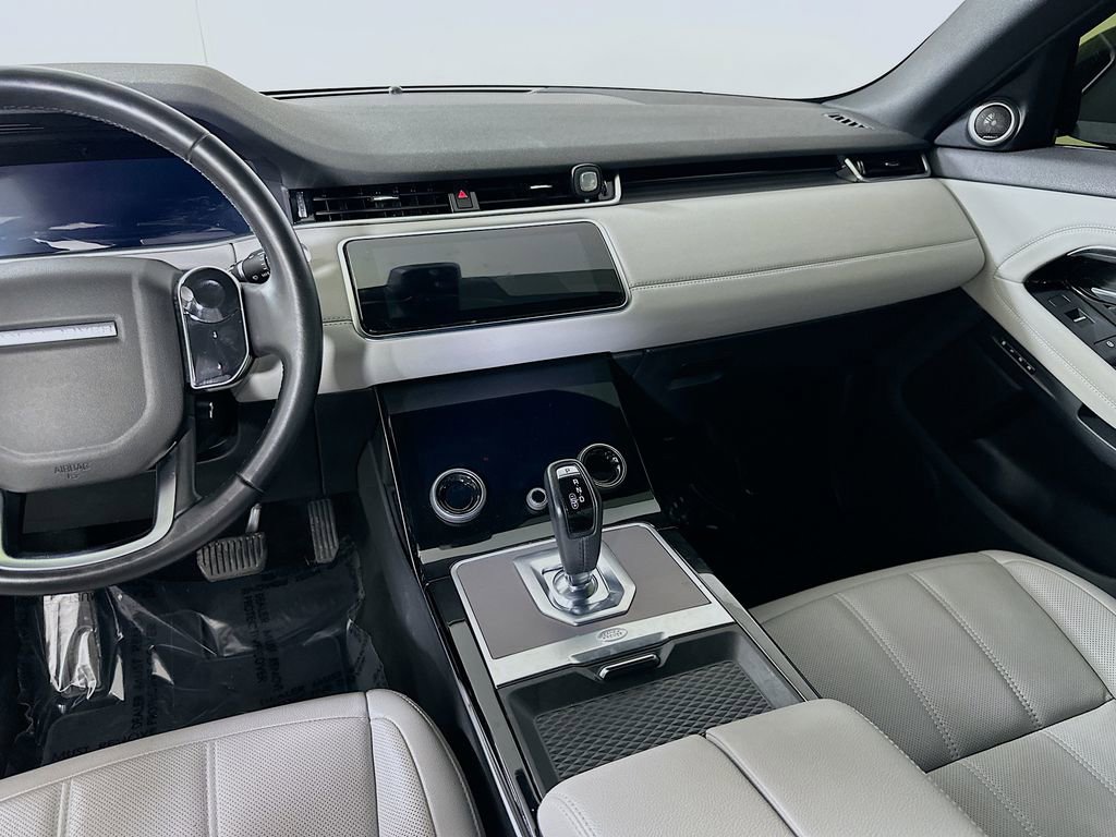 Used 2020 Land Rover Range Rover Evoque SE image 19