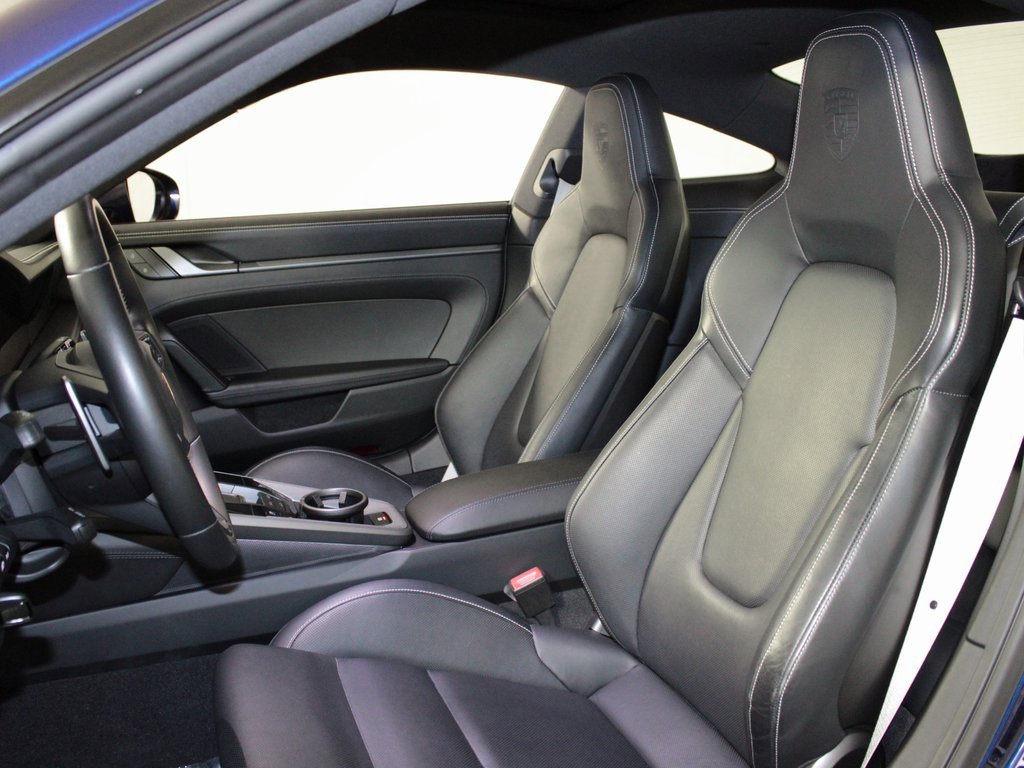 Used 2024 Porsche 911 Carrera S image 5