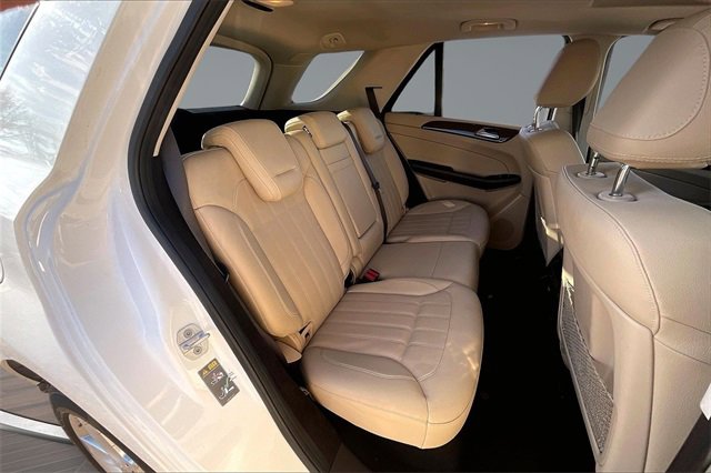 Used 2018 Mercedes-Benz GLE 350 w/ Premium 1 Package image 25