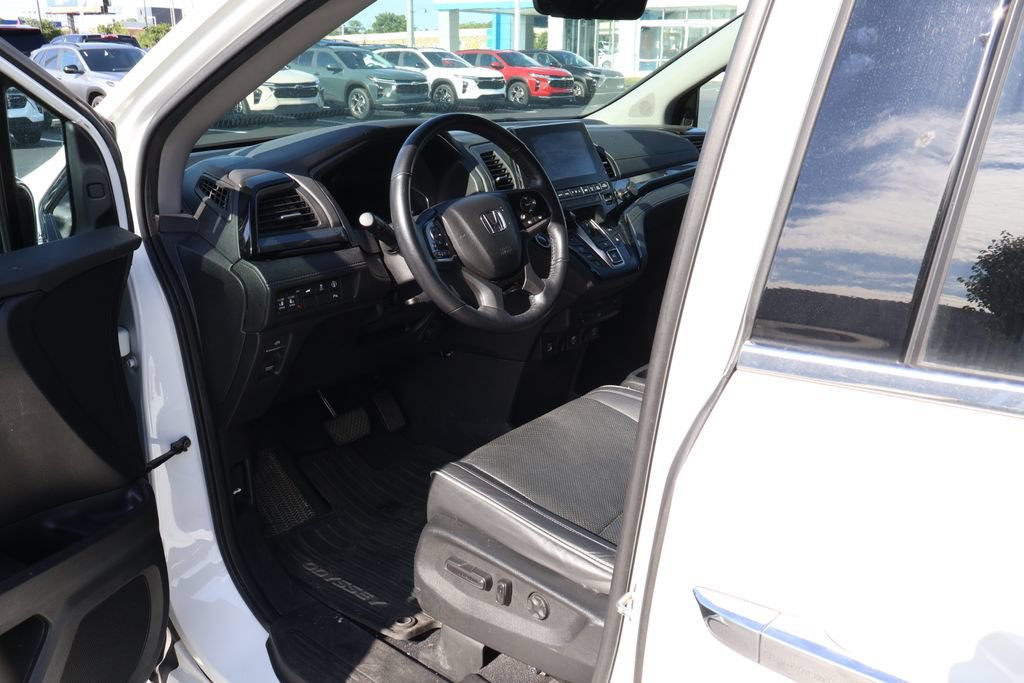 Used 2021 Honda Odyssey Elite image 7
