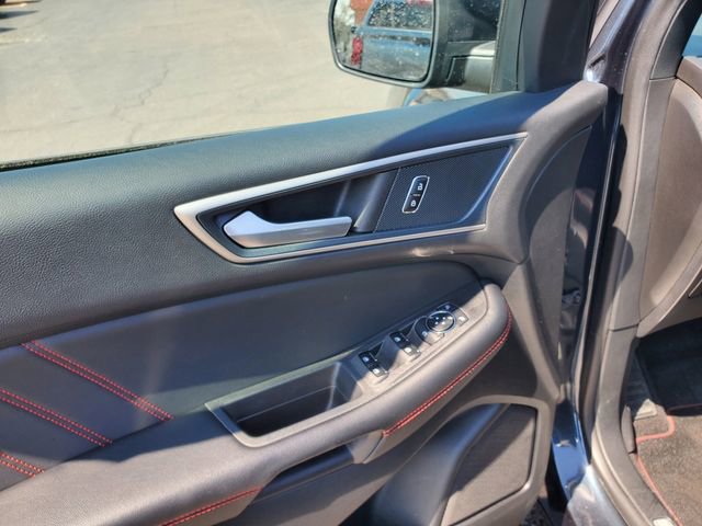 Used 2024 Ford Edge ST-Line AWD/4WD image 11