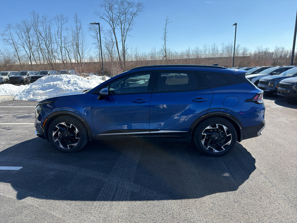 Certified 2025 Kia Sportage SX FWD image 2