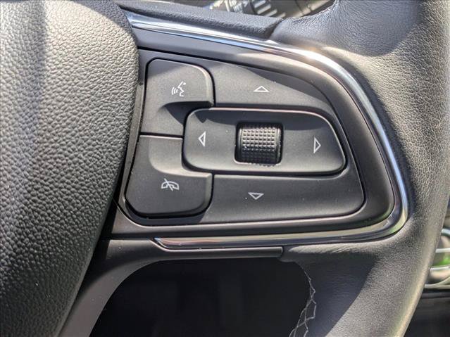 Used 2022 Buick Encore GX Essence w/ Advanced Technology Package FWD image 13