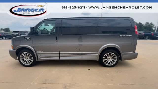 Used 2021 Chevrolet Express 2500 LS w/ Enhanced Convenience Package RWD image 5
