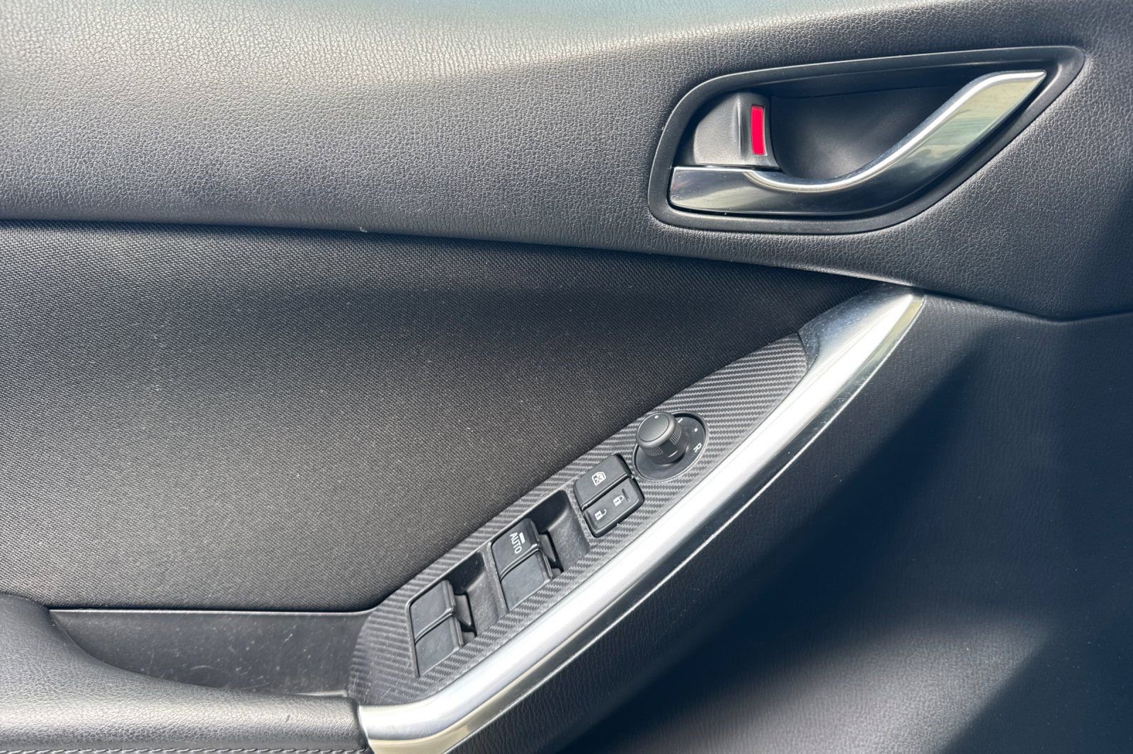 Used 2016 MAZDA CX-5 Touring image 14